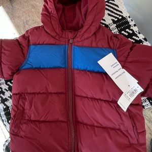 NWT Old Navy Toddler 18-24 months wine/blue puffer coat.